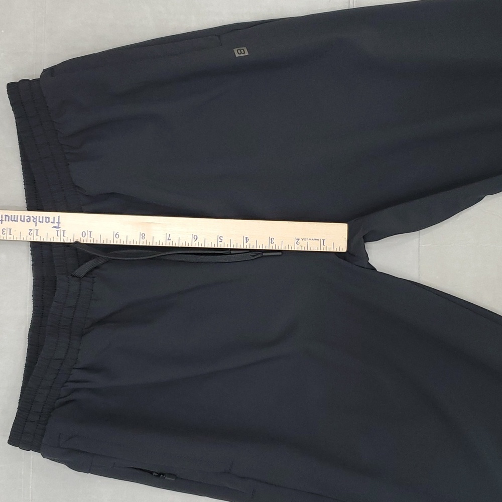 Layer 8 jogger pants men's medium black Qwick Dry lightweight elastic drawstring - Picture 4 of 10